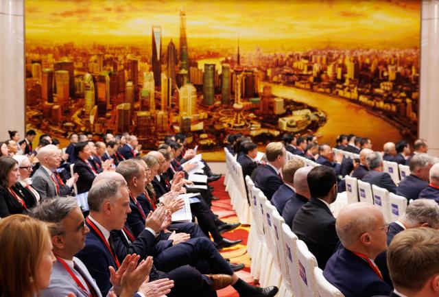 (260129) -- BEIJING, Jan. 29, 2026 (Xinhua) -- The 2026 UK-China Business Council meeting is held at the Great Hall of the People in Beijing, capital of China, on Jan. 29, 2026. (Xinhua/Jin Liwang)