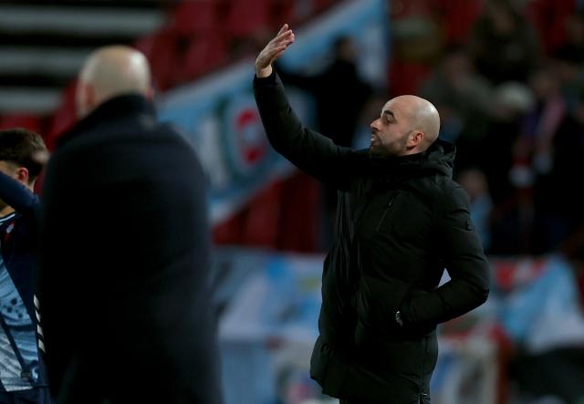 (260130) -- BELGRADE, Jan. 30, 2026 (Xinhua) -- Celta's head coach Claudio Giraldez gestures during the UEFA Europa League football match between Crvena Zvezda and Celta Vigo in Belgrade, Serbia, on Jan. 29, 2026. (Photo by Predrag Milosavljevic/Xinhua)