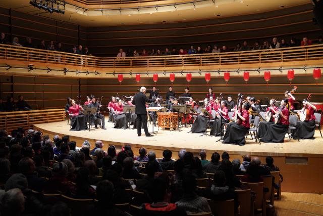 (260130) -- PHILADELPHIA, Jan. 30, 2026 (Xinhua) -- Musicians from the Central Conservatory of Music Chinese Orchestra perform during a special Chinese New Year concert at the Kimmel Center's Perelman Theater in Philadelphia, Pennsylvania, the United States, on Jan. 29, 2026. (Xinhua/Zhang Fengguo)