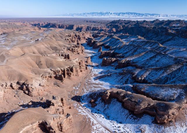(260130) -- ALMATY, Jan. 30, 2026 (Xinhua) -- An aerial drone photo taken on Jan. 30, 2026 shows the scenery of the Charyn Canyon in Almaty Region, Kazakhstan. (Xinhua/Li Renzi)