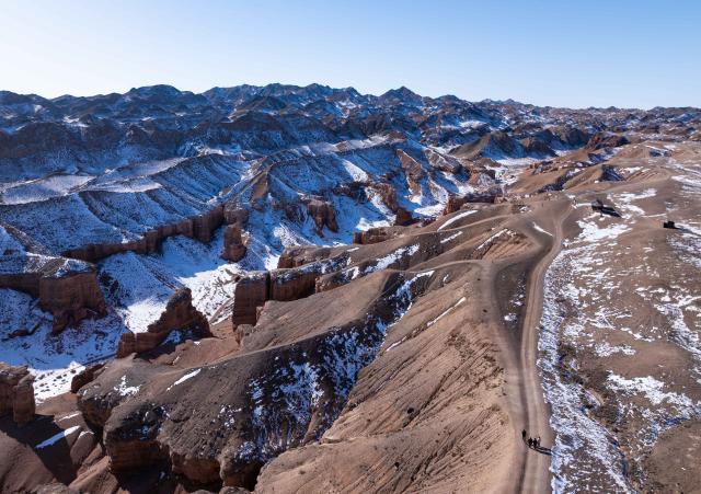 (260130) -- ALMATY, Jan. 30, 2026 (Xinhua) -- An aerial drone photo taken on Jan. 30, 2026 shows the scenery of the Charyn Canyon in Almaty Region, Kazakhstan. (Xinhua/Li Renzi)