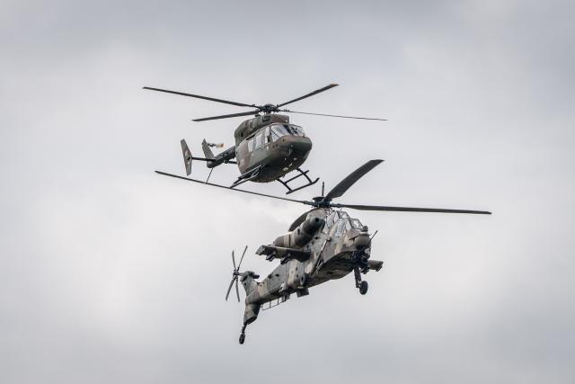 (260131) -- PRETORIA, Jan. 31, 2026 (Xinhua) -- South African Air Force aircraft attend an annual Prestige Day parade at Swartkop Air Force Base in Pretoria, South Africa, Jan. 30, 2026. (Photo by Shiraaz Mohamed/Xinhua)