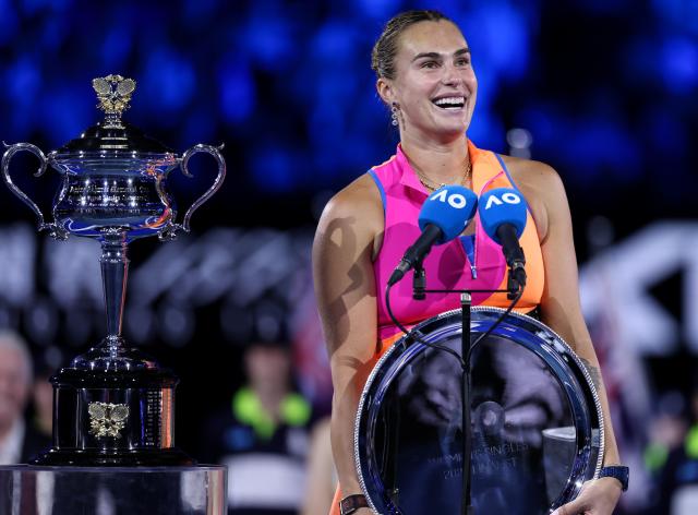 (260131) -- MELBOURNE, Jan. 31, 2026 (Xinhua) -- Aryna Sabalenka speaks during the awarding ceremony after the women's singles final between Elena Rybakina of Kazakhstan and Aryna Sabalenka of Belarus at the Australian Open tennis tournament in Melbourne, Australia, Jan. 31, 2026. (Xinhua/Ma Ping)