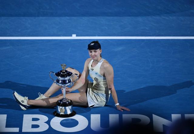(260131) -- MELBOURNE, Jan. 31, 2026 (Xinhua) -- Elena Rybakina poses with the trophy during the awarding ceremony after the women's singles final between Elena Rybakina of Kazakhstan and Aryna Sabalenka of Belarus at the Australian Open tennis tournament in Melbourne, Australia, Jan. 31, 2026. (Photo by Wang Shen/Xinhua)