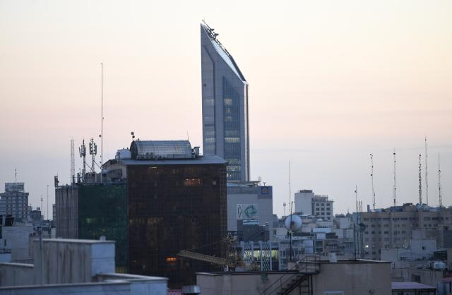 (260202) -- TEHRAN, Feb. 2, 2026 (Xinhua) -- This photo taken on Feb. 1, 2026 shows a view in Tehran, Iran. Iranian President Masoud Pezeshkian has ordered the start of negotiations with the United States within the framework of the nuclear issue, Iran's semi-official Fars news agency reported Monday, citing an unnamed government source.
   Fars, quoting Iranian Foreign Ministry spokesman Esmaeil Baghaei's remarks earlier in the day as saying, added that talks between Iran and the United States will probably be held in Türkiye in the next few days.
   The developments come as tensions between Tehran and Washington remain high amid increased U.S. military activity in the Middle East. (Xinhua/Shadati)