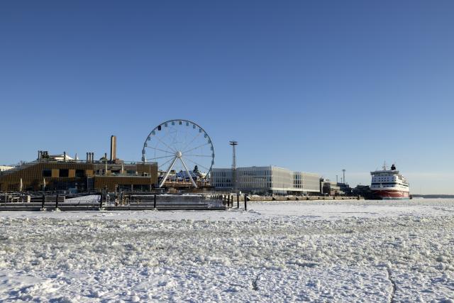 (260202) -- HELSINKI, Feb. 2, 2026 (Xinhua) -- Photo taken on Feb. 2, 2026 shows a section of the Helsinki waterfront, Finland. (Photo by Matti Matikainen/Xinhua)