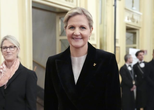 (260202) -- MILAN, Feb. 2, 2026 (Xinhua) -- IOC President Kirsty Coventry arrives for the opening ceremony of the 145th IOC Session at La Scala Theatre in Milan, Italy on Feb. 2, 2026. (Xinhua/Sun Fei)