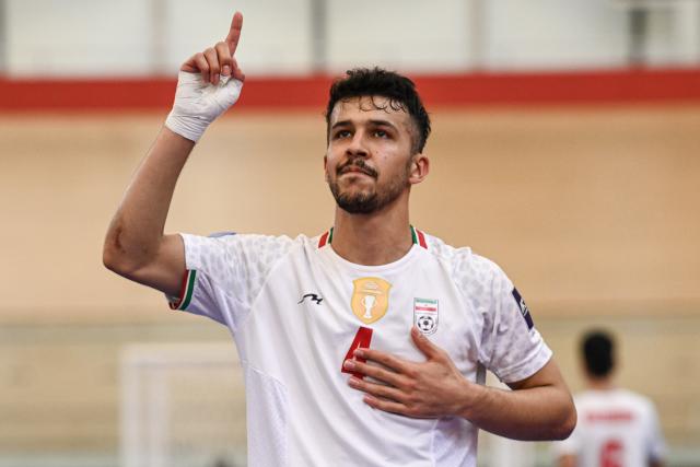 (260203) -- JAKARTA, Feb. 3, 2026 (Xinhua) -- Hossein Sabzi of Iran gestures after scoring during the quarterfinal match between Iran and Uzbekistan at the AFC Futsal Asian Cup 2026 in Jakarta, Indonesia, Feb. 3, 2026. (Xinhua/Agung Kuncahya B.)