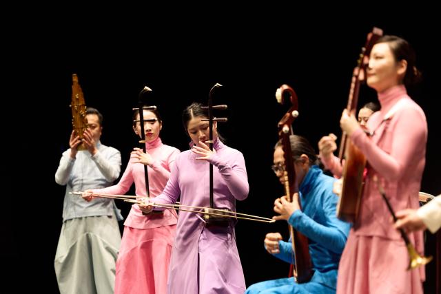 (260203) -- SEVILLE, Feb. 3, 2026 (Xinhua) -- Members of the Shanghai Chinese Orchestra perform during "Colors of China" concert at the Cartuja Center in Seville, Spain, Feb. 2, 2026. With the Chinese New Year of the Horse just over the horizon on Feb. 17, the Shanghai Chinese Orchestra on Monday kicked off a tour of Spain with a concert called "Colors of China" in the southern Spanish city of Seville.
   The concert at the Cartuja Center featured traditional Chinese musical instruments combined with contemporary musical expression, and explored themes of nature, life and emotion through a range of tones and rhythmic structures. The performance attracted a large and enthusiastic local audience in the evening.
   The Shanghai Chinese Orchestra's Spain tour will continue through Feb. 10, with upcoming performances in Salamanca and Valencia. (Xinhua/Meng Dingbo)