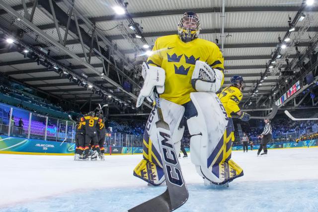 (260205) -- MILAN, Feb. 5, 2026 (Xinhua) -- Players of Germany celebrate a goal during the ice hockey women's preliminary round group B match between Sweden and Germany of the 2026 Milan-Cortina Winter Olympics in Milan, Italy, Feb. 5, 2026. (Xinhua/Sun Fei)