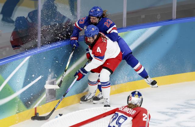 (260205) -- MILAN, Feb. 5, 2026 (Xinhua) -- Daniela Pejsova (L) of the Czech Republic competes during the ice hockey Women's Preliminary Round Group A match between the United States and the Czech Republic at the Milan-Cortina 2026 Olympic Winter Games in Milan, Italy, Feb. 5, 2026. (Xinhua/Wang Kaiyan)