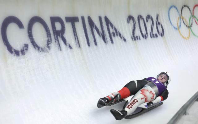 (260205) -- CORTINA D'AMPEZZO, Feb. 5, 2026 (Xinhua) -- Embyr Lee Susko of Canada attends a Luge women's singles official training session ahead of the Milan-Cortina 2026 Olympic Winter Games, in Cortina D'Ampezzo, Italy, Feb. 5, 2026. (Xinhua/Ding Xu)
