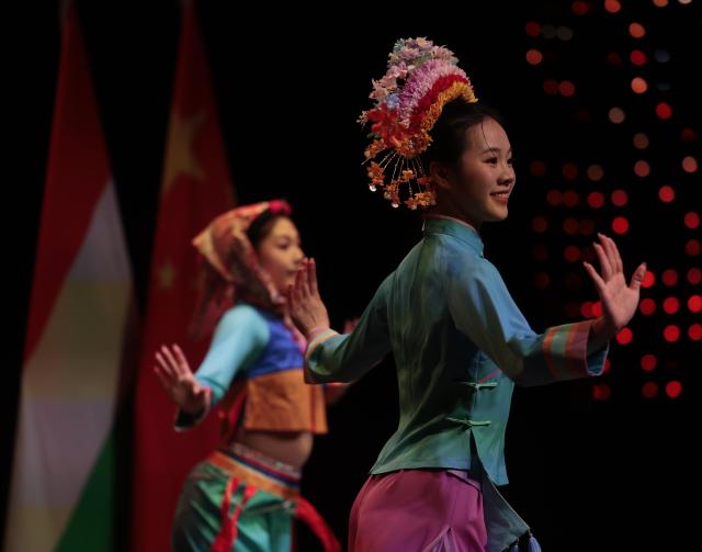 (260206) -- BUDAPEST, Feb. 6, 2026 (Xinhua) -- Artists perform at a Spring Festival reception hosted by the Chinese Embassy in Budapest, Hungary on Feb. 5, 2026. (Photo by Laszlo Balogh/Xinhua)