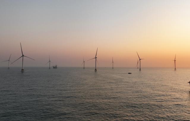 (260206) -- FUZHOU, Feb. 6, 2026 (Xinhua) -- A drone photo taken on Jan. 13, 2026 shows part of an offshore wind turbine unit on the waters of southern Fujian in southwest China. A 20-megawatt offshore wind turbine unit was put into operation on the waters of southern Fujian on Thursday, and was successfully connected to the grid for power generation. (Xinhua/Lin Shanchuan)