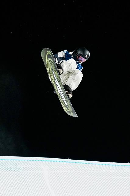 (260206) -- LIVIGNO, Feb. 6, 2026 (Xinhua) -- Kimata Ryoma of Japan competes during the Snowboard Men's Big Air qualification of the Milan-Cortina 2026 Olympic Winter Games in Livigno, Italy, Feb. 5, 2026. (Xinhua/Hu Chao)
