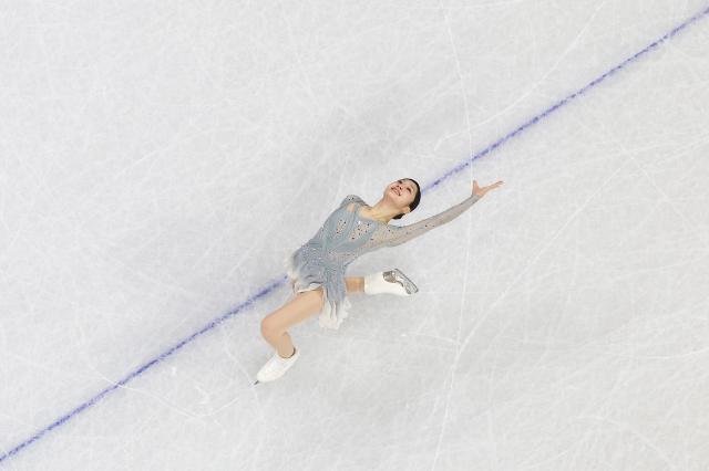 (260206) -- MILAN, Feb. 6, 2026 (Xinhua) -- Shin Jia of South Korea performs during the women single skating short program of the figure skating team event of the Milan-Cortina 2026 Olympic Winter Games in Milan, Italy, Feb. 6, 2026. (Xinhua/Li Ming)