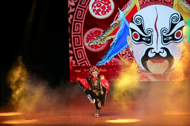 (260206) -- YANGON, Feb. 6, 2026 (Xinhua) -- An artist performs during an event to celebrate the upcoming Chinese New Year in Yangon, Myanmar, Feb. 5, 2026. The Chinese Embassy in Myanmar hosted Chinese New Year celebrations at the National Theater in Yangon on Thursday and Friday. (Xinhua/Myo Kyaw Soe)