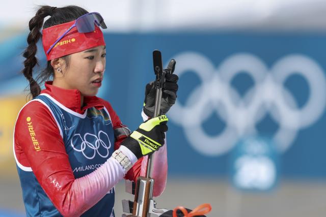 (260206) -- ANTERSELVA, Feb. 6, 2026 (Xinhua) -- Biathlon athlete Chu Yuanmeng of China takes part in a training session ahead of the Milan-Cortina 2026 Olympic Winter Games in Anterselva, Italy, Feb. 6, 2026. (Xinhua/Zhang Tao)
