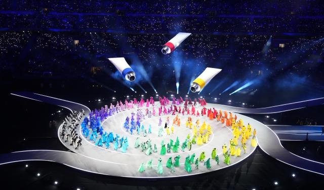 (260206) -- MILAN, Feb. 6, 2026 (Xinhua) -- Artists perform during the opening ceremony of the Milan-Cortina 2026 Olympic Winter Games at the San Siro Olympic Stadium in Milan, Italy, Feb. 6, 2026. (Xinhua/Xue Yuge)
