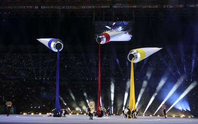 (260206) -- MILAN, Feb. 6, 2026 (Xinhua) -- Artists perform during the opening ceremony of the Milan-Cortina 2026 Olympic Winter Games at the San Siro Olympic Stadium in Milan, Italy, Feb. 6, 2026. (Xinhua/Li Ming)
