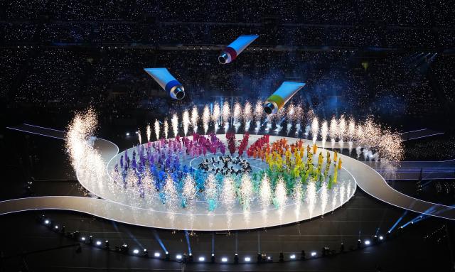 (260206) -- MILAN, Feb. 6, 2026 (Xinhua) -- Artists perform during the opening ceremony of the Milan-Cortina 2026 Olympic Winter Games at the San Siro Olympic Stadium in Milan, Italy, Feb. 6, 2026. (Xinhua/Cheng Min)