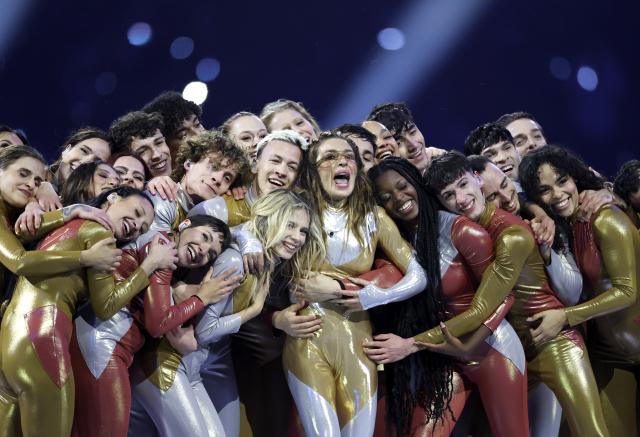 (260207) -- MILAN, Feb. 7, 2026 (Xinhua) -- Artists perform during the opening ceremony of the Milan-Cortina 2026 Olympic Winter Games at the San Siro Olympic Stadium in Milan, Italy, Feb. 6, 2026. (Xinhua/Li Jing)