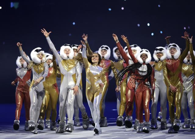 (260207) -- MILAN, Feb. 7, 2026 (Xinhua) -- Artists perform during the opening ceremony of the Milan-Cortina 2026 Olympic Winter Games at the San Siro Olympic Stadium in Milan, Italy, Feb. 6, 2026. (Xinhua/Li Ming)
