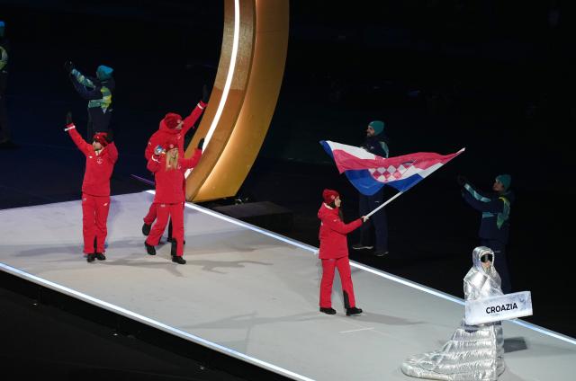(260207) -- MILAN, Feb. 7, 2026 (Xinhua) -- The delegation of Croatia parades into the San Siro Olympic Stadium during the opening ceremony of the Milan-Cortina 2026 Olympic Winter Games in Milan, Italy, Feb. 6, 2026. (Xinhua/Xue Yuge)