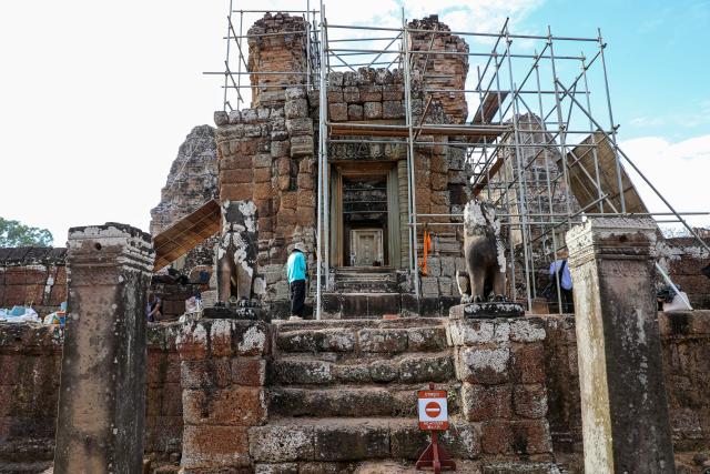 (260207) -- SIEM REAP, Feb. 7, 2026 (Xinhua) -- This photo taken on Feb. 3, 2026 shows the restoration site of the ruined north gate of East Mebon Temple in Siem Reap province, Cambodia.
  Archaeologists have been undertaking the restoration of the deteriorated north gate of centuries-old East Mebon Temple in Cambodia's famous Angkor Archaeological Park, the APSARA National Authority (ANA) said in a news release on Friday. (ANA/Handout via Xinhua)