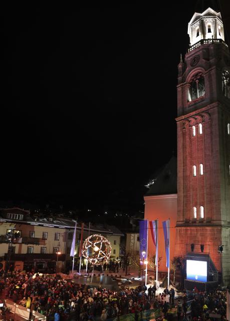 (260207) -- CORTINA D'AMPEZZO, Feb. 7, 2026 (Xinhua) -- Photo taken on Feb. 3, 2026 shows the cauldron of the Milan-Cortina 2026 Olympic Winter Games in Piazza Angelo Dibona in Cortina, Italy. (Xinhua/Ding Xu)