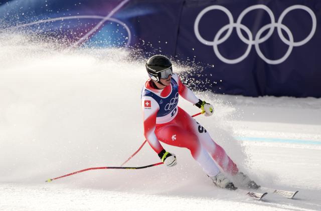 (260207) -- BORMIO, Feb. 7, 2026 (Xinhua) -- Franjo von Allmen of Switzerland competes during the alpine skiing men's downhill of the Milan-Cortina 2026 Olympic Winter Games in Bormio, Italy, Feb. 7, 2026. (Xinhua/Yan Linyun)