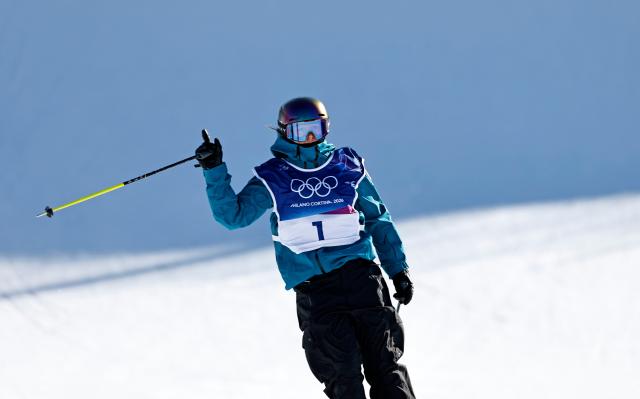 (260207) -- LIVIGNO, Feb. 7, 2026 (Xinhua) -- Mathilde Gremaud of Switzerland reacts during the freestyle skiing women's freeski slopestyle qualification of the Milan-Cortina 2026 Olympic Winter Games in Livigno, Italy, Feb. 7, 2026. (Xinhua/Wang Peng)
