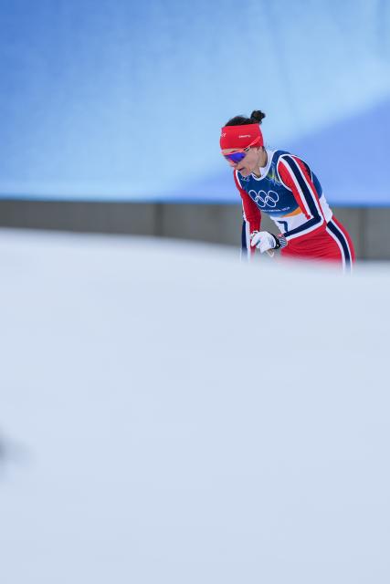 (260207) -- TESERO, Feb. 7, 2026 (Xinhua) -- Heidi Weng of Norway competes during the Cross-Country Skiing Women's 10km+10km Skiathlon of the Milan-Cortina 2026 Olympic Winter Games in Tesero, Italy, Feb. 7, 2026. (Xinhua/Peng Ziyang)