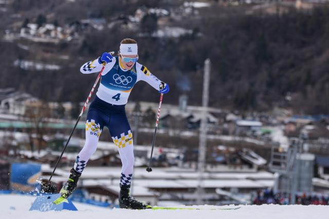 (260207) -- TESERO, Feb. 7, 2026 (Xinhua) -- Ebba Andersson of Sweden competes during the Cross-Country Skiing Women's 10km+10km Skiathlon of the Milan-Cortina 2026 Olympic Winter Games in Tesero, Italy, Feb. 7, 2026. (Xinhua/Peng Ziyang)