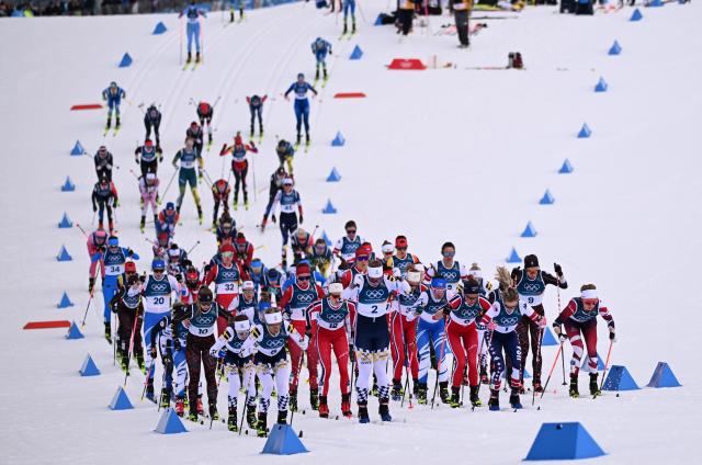 (260207) -- TESERO, Feb. 7, 2026 (Xinhua) -- Athletes compete during the Cross-Country Skiing Women's 10km+10km Skiathlon of the Milan-Cortina 2026 Olympic Winter Games in Tesero, Italy, Feb. 7, 2026. (Xinhua/He Canling)