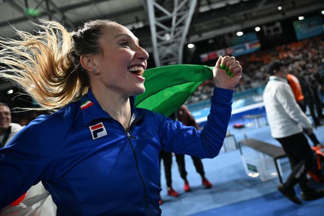 (260207) -- MILAN, Feb. 7, 2026 (Xinhua) -- Francesca Lollobrigida of Italy celebrates after winning the speed skating women's 3000m final at the Milan-Cortina 2026 Olympic Winter Games in Milan, Italy, Feb. 7, 2026. (Xinhua/Wu Wei)