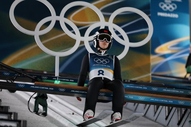 (260207) -- PREDAZZO, Feb. 7, 2026 (Xinhua) -- Weng Yangning of China competes during the ski jumping women's normal hill individual at the Milan-Cortina 2026 Olympic Winter Games in Predazzo, Italy, Feb. 7, 2026. (Xinhua/Huang Wei)
