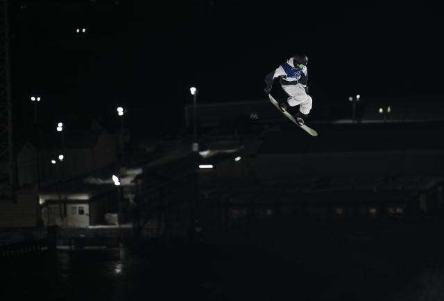 (260207) -- LIVIGNO, Feb. 7, 2026 (Xinhua) -- Kimata Ryoma of Japan competes during the Snowboard Men's Big Air final at the Milan-Cortina 2026 Olympic Winter Games in Livigno, Italy, Feb. 7, 2026. (Xinhua/Xia Yifang)