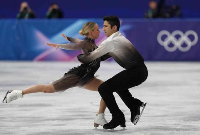 (260208) -- MILAN, Feb. 8, 2026 (Xinhua) -- Marjorie Lajoie (L)/Zachary Lagha of Canada perform during the free dance of ice dance skating for figure skating team event at the Milan-Cortina 2026 Olympic Winter Games in Milan, Italy, Feb. 7, 2026. (Xinhua/Cheng Min)
