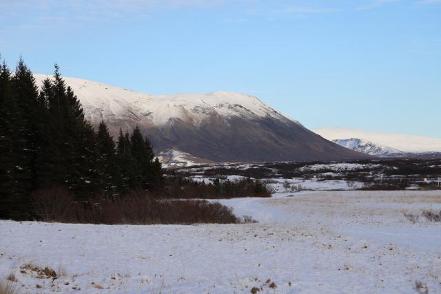 (260208) -- REYKJAVIK, Feb. 8, 2026 (Xinhua) -- This photo taken on Feb. 7, 2026 shows a winter scenery on Iceland. (Xinhua/Zhu Haochen)
