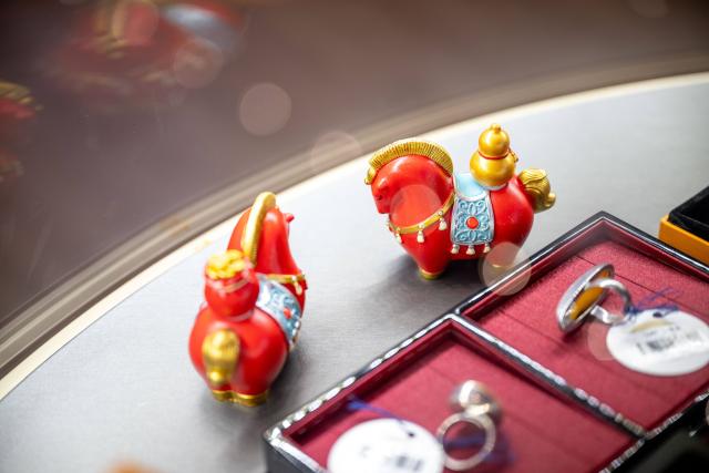 (260208) -- HOHHOT, Feb. 8, 2026 (Xinhua) -- Horse-themed artifacts are displayed at a store of the Inner Mongolia Museum in Hohhot, north China's Inner Mongolia Autonomous Region, Feb. 7, 2026.
  A special exhibition themed on horse was held at the Inner Mongolia Museum to celebrate the upcoming Chinese Lunar New Year, the Year of the Horse. (Xinhua/Lian Zhen)