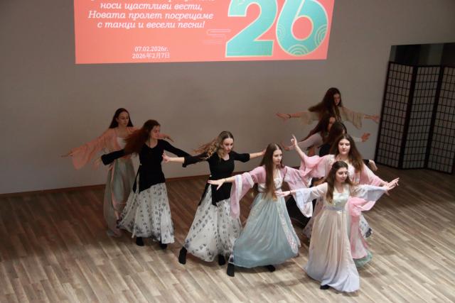(260208) -- SOFIA, Feb. 8, 2026 (Xinhua) -- Bulgarian students perform during a celebration of the upcoming Chinese New Year at the Confucius Institute in Sofia, Bulgaria, Feb. 7, 2026. (Photo by Marian Draganov/Xinhua)
