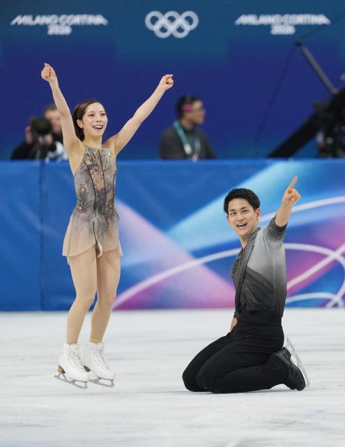 (260208) -- MILAN, Feb. 8, 2026 (Xinhua) -- Miura Riku (L)/Kihara Ryuichi of Japan perform during the figure skating team event pair skating free skating of the Milan-Cortina 2026 Olympic Winter Games in Milan, Italy, Feb. 8, 2026. (Xinhua/Xue Yuge)