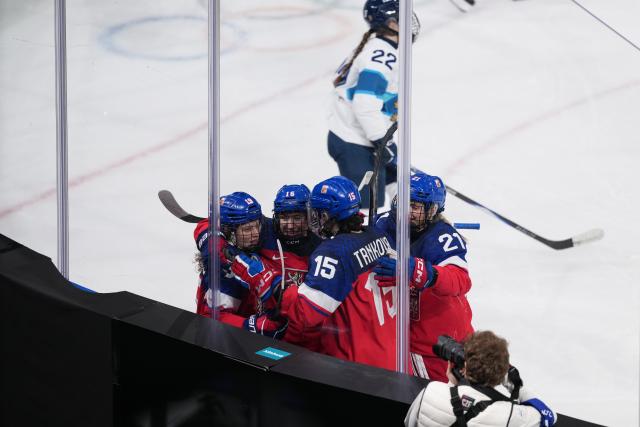 (260208) -- MILAN, Feb. 8, 2026 (Xinhua) -- Athletes of the Czech Republic celebrate during the ice hockey women's preliminary round group A match between the Czech Republic and Finland at the Milan-Cortina 2026 Olympic Winter Games in Milan, Italy, Feb. 8, 2026. (Xinhua/Tao Xiyi)