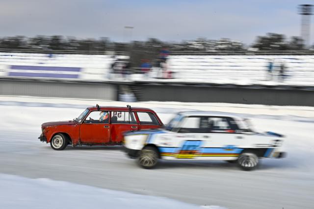 (260209) -- MOSCOW, Feb. 9, 2026 (Xinhua) -- Drivers take part in the Drift Expo Winter Mode festival at Myachkovo raceway, about 25 kilometers from Moscow, Russia, on Feb. 8, 2026. (Photo by Alexander Zemlianichenko Jr/Xinhua)