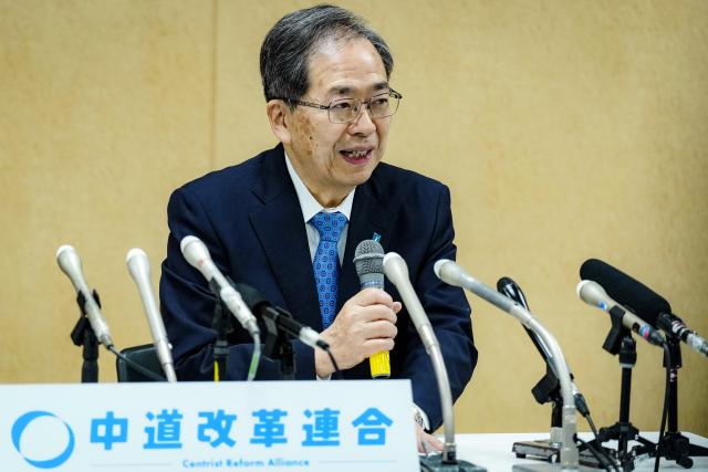 (260209) -- TOKYO, Feb. 9, 2026 (Xinhua) -- Tetsuo Saito, co-leader of Japan's main opposition party Centrist Reform Alliance, speaks during a press conference in Tokyo, Japan, Feb. 9, 2026. Yoshihiko Noda and Tetsuo Saito, co-leaders of Japan's main opposition party Centrist Reform Alliance, announced on Monday that they would resign from their posts to take responsibility for the party's defeat in the House of Representatives election. (Xinhua/Jia Haocheng)