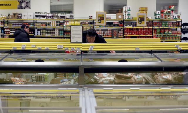 (260209) -- NUUK, Feb. 9, 2026 (Xinhua) -- People shop at a supermarket in Nuuk, Greenland, an autonomous territory of Denmark, on Feb. 8, 2026. (Xinhua/Li Ying)