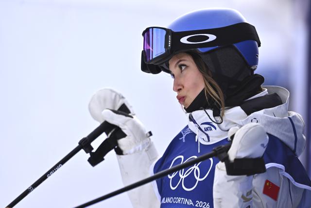 (260209) -- LIVIGNO, Feb. 9, 2026 (Xinhua) -- Gu Ailing of China reacts during the freestyle skiing women's freeski slopestyle final at the Milan-Cortina 2026 Olympic Winter Games in Livigno, Italy, Feb. 9, 2026. (Xinhua/Zhang Hongxiang)