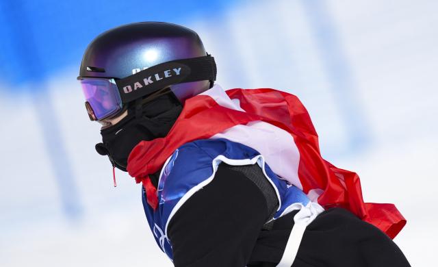 (260209) -- LIVIGNO, Feb. 9, 2026 (Xinhua) -- Mathilde Gremaud of Switzerland competes during the freestyle skiing women's freeski slopestyle final at the Milan-Cortina 2026 Olympic Winter Games in Livigno, Italy, Feb. 9, 2026. (Xinhua/Xia Yifang)