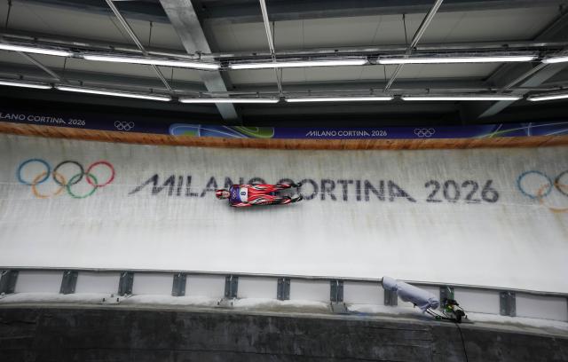 (260209) -- CORTINA D'AMPEZZO, Feb. 9, 2026 (Xinhua) -- Dorothea Schwarz of Austria competes during the luge women's singles run 1 at the Milan-Cortina 2026 Olympic Winter Games in Cortina, Italy, Feb. 9, 2026. (Xinhua/Li Gang)